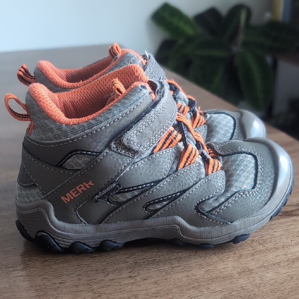 Kids Outdoor Adventure Shoes - Gray and Orange